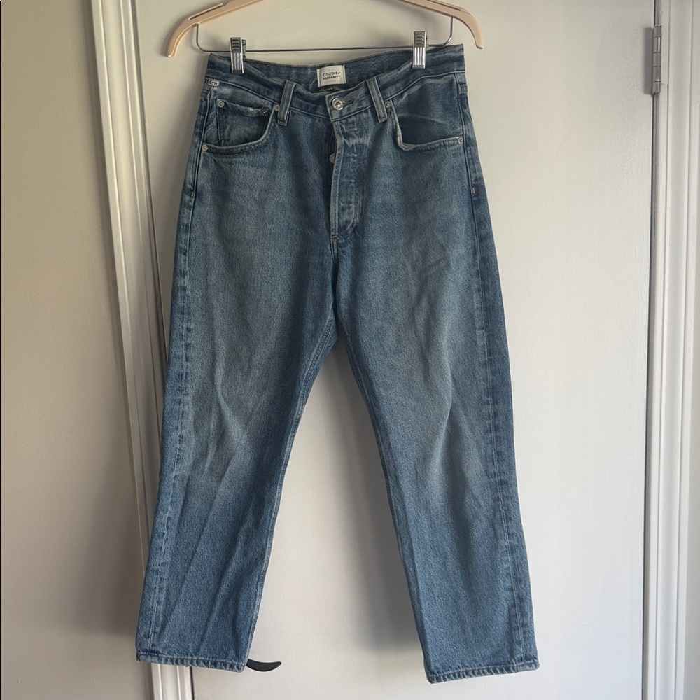 Citizens Of Humanity Winslow Cropped Boyfriend Jeans Pacifica Wash